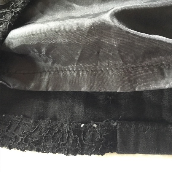 SALE!!! BLACK EMBELLISHED MINI SKIRT SIZE 2 - Picture 7 of 8